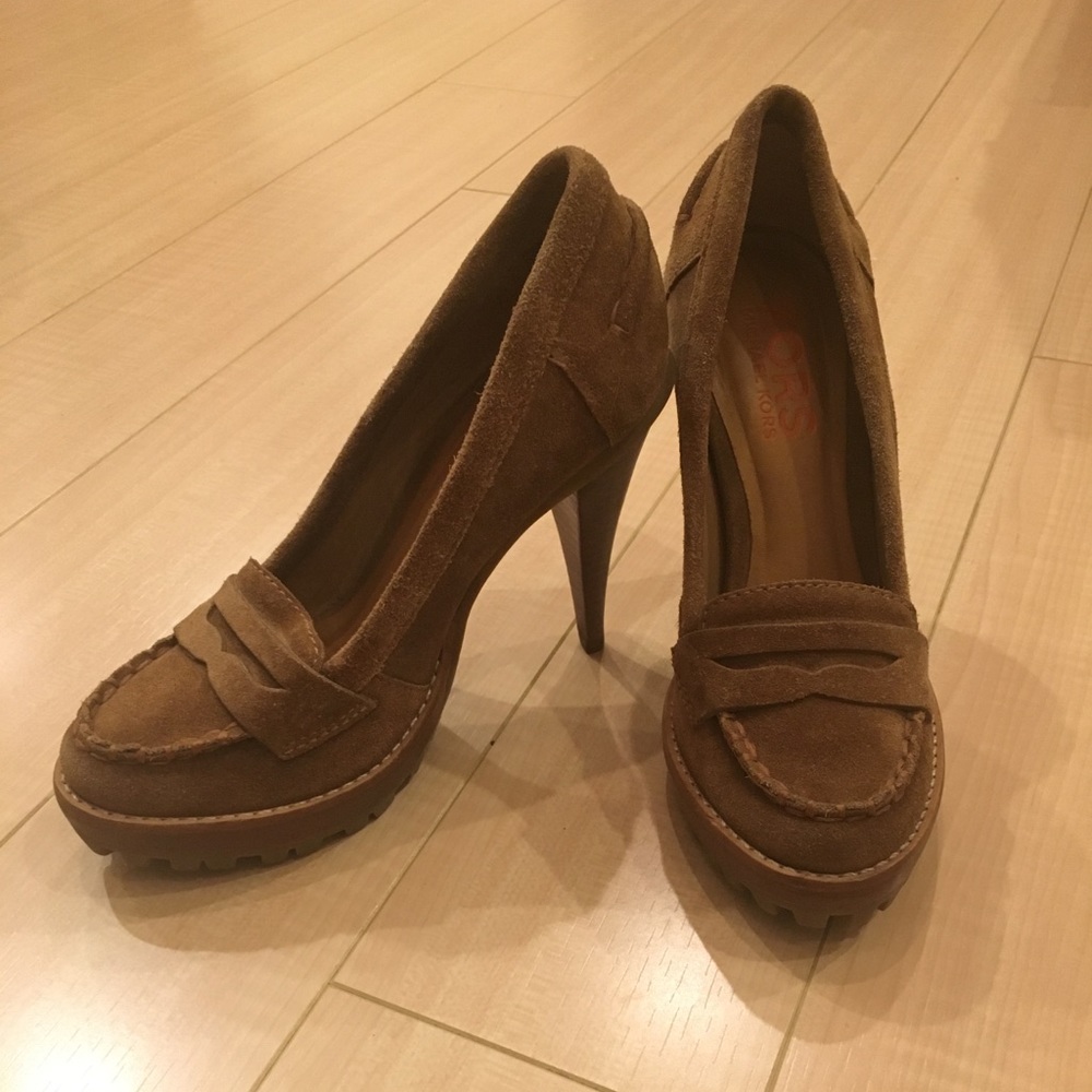 🌺KORS Michael Kors Brown Suede Loafer Heels Sz7